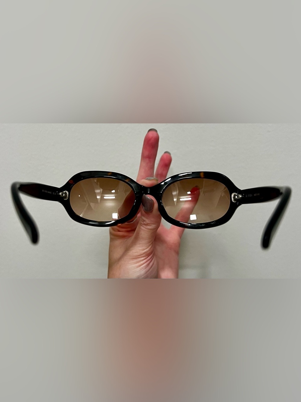 Pre-Loved | FURLA New Vivien Oval Tortoise Sunglasses Brown Gradient Y2K w/ Case - Picture 4 of 14